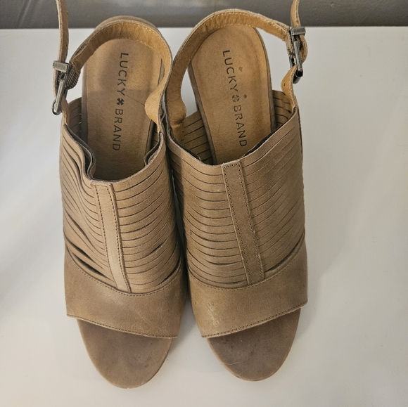 Luck Brand Strappy Heeled Leather Sandal - Picture 5 of 6